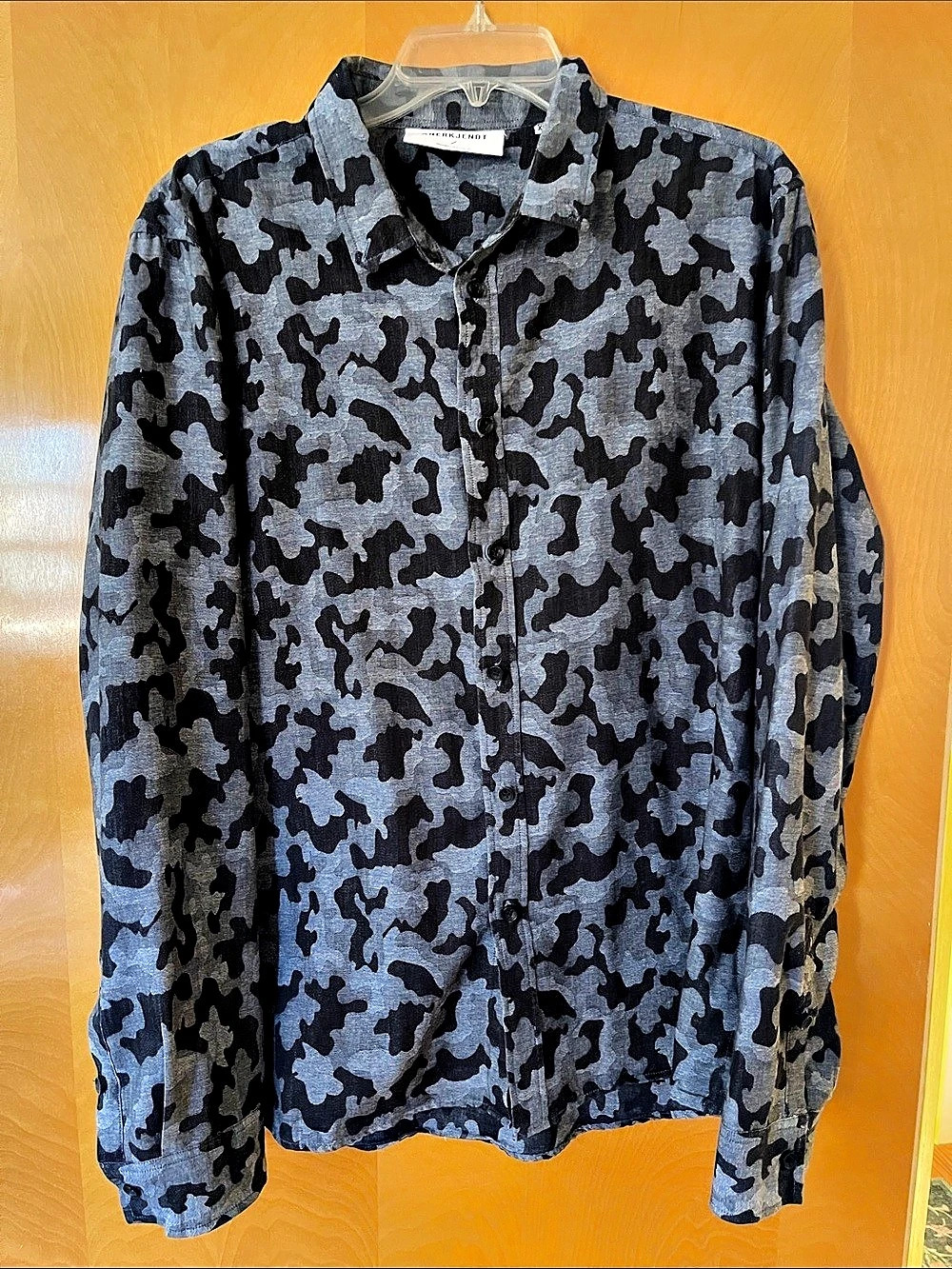 Anerkjendt Camo Button Down Shirt in Gray & Black XL Like New